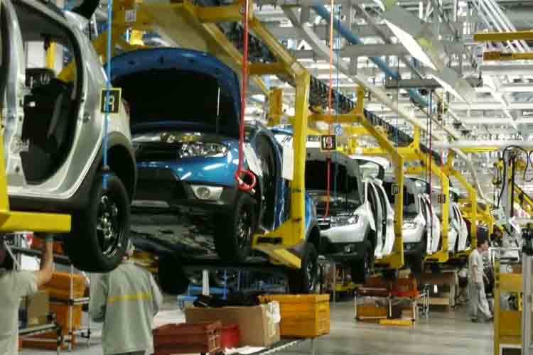 Les Éco : Automobile- Les chinois poussent leurs pions au Maroc 